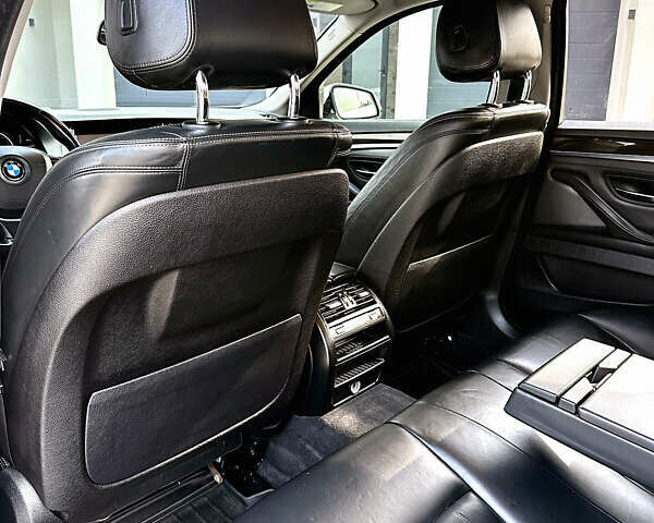 Білий БМВ 5 Серія, об'ємом двигуна 2 л та пробігом 150 тис. км за 16500 $, фото 39 на Automoto.ua