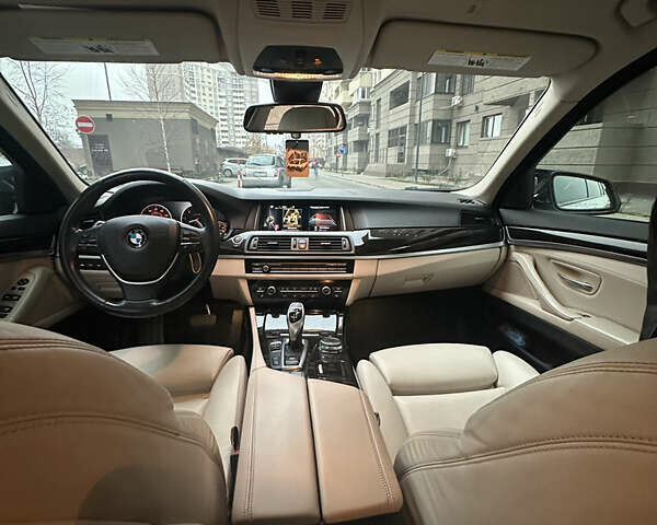 Белый БМВ 5 Серия, объемом двигателя 3 л и пробегом 84 тыс. км за 23500 $, фото 10 на Automoto.ua