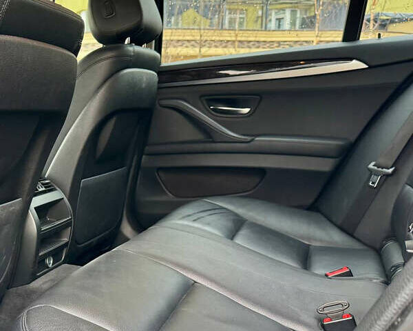 Белый БМВ 5 Серия, объемом двигателя 2.98 л и пробегом 196 тыс. км за 13000 $, фото 19 на Automoto.ua