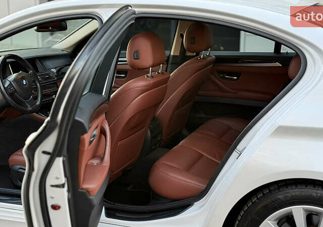 Білий БМВ 5 Серія, об'ємом двигуна 2.98 л та пробігом 220 тис. км за 18100 $, фото 10 на Automoto.ua