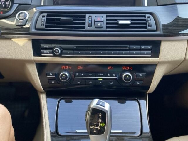 Білий БМВ 5 Серія, об'ємом двигуна 2 л та пробігом 147 тис. км за 17000 $, фото 14 на Automoto.ua