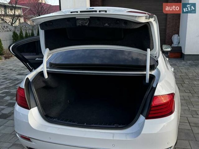 Белый БМВ 5 Серия, объемом двигателя 2 л и пробегом 190 тыс. км за 22000 $, фото 18 на Automoto.ua