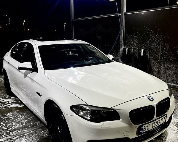 Білий БМВ 5 Серія, об'ємом двигуна 2 л та пробігом 149 тис. км за 16950 $, фото 26 на Automoto.ua