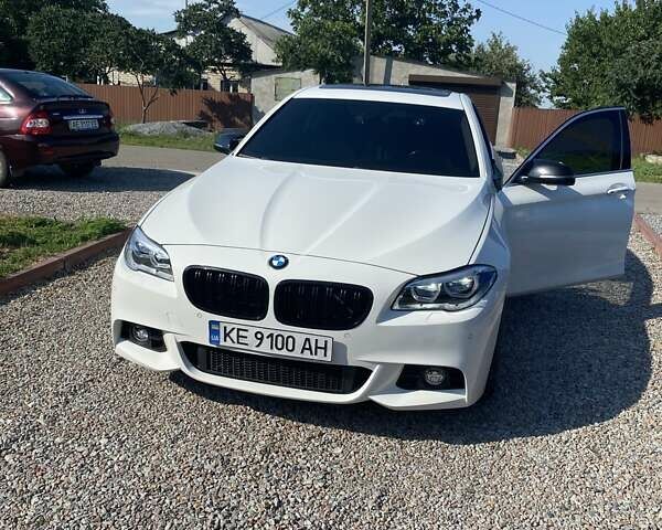 Білий БМВ 5 Серія, об'ємом двигуна 2 л та пробігом 200 тис. км за 16800 $, фото 4 на Automoto.ua