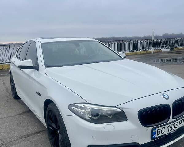 Білий БМВ 5 Серія, об'ємом двигуна 2 л та пробігом 149 тис. км за 16950 $, фото 24 на Automoto.ua