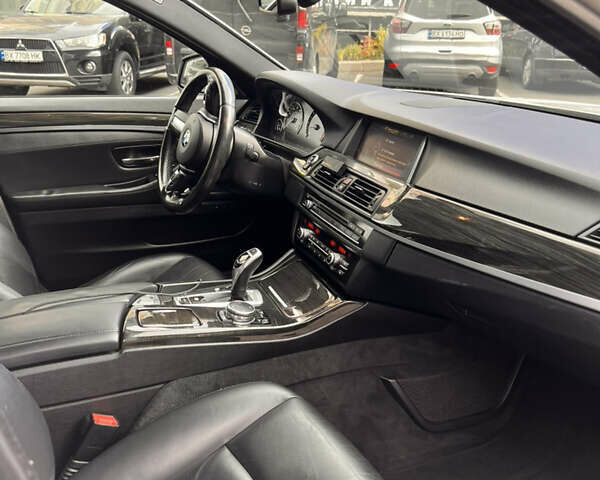 Белый БМВ 5 Серия, объемом двигателя 2.99 л и пробегом 202 тыс. км за 24000 $, фото 11 на Automoto.ua