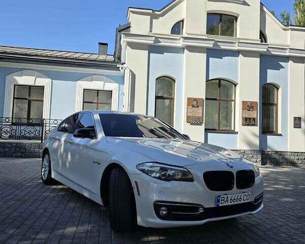 Белый БМВ 5 Серия, объемом двигателя 2 л и пробегом 120 тыс. км за 17200 $, фото 1 на Automoto.ua