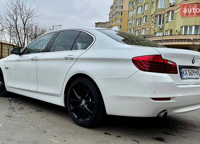 Белый БМВ 5 Серия, объемом двигателя 2.98 л и пробегом 196 тыс. км за 13000 $, фото 7 на Automoto.ua