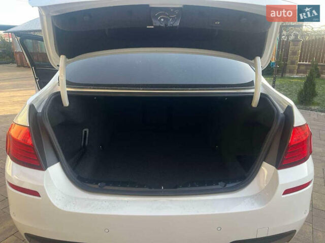 Белый БМВ 5 Серия, объемом двигателя 2 л и пробегом 144 тыс. км за 20000 $, фото 13 на Automoto.ua