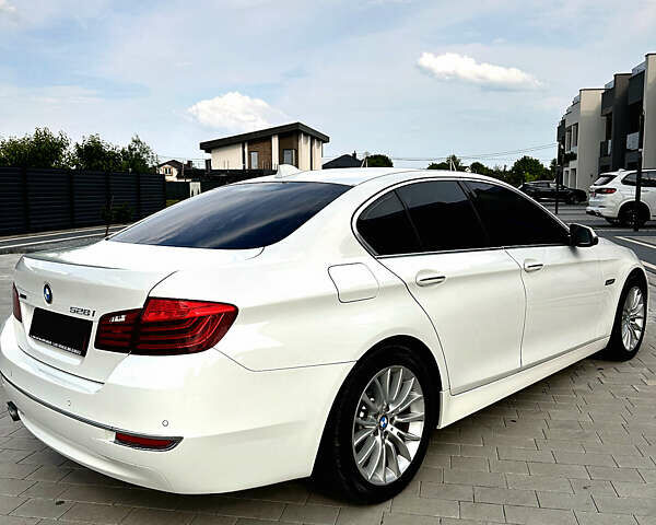 Білий БМВ 5 Серія, об'ємом двигуна 2 л та пробігом 150 тис. км за 15999 $, фото 3 на Automoto.ua