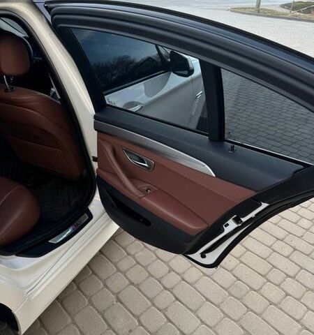 Білий БМВ 5 Серія, об'ємом двигуна 2 л та пробігом 173 тис. км за 24200 $, фото 23 на Automoto.ua