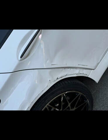 БМВ 5 Серия 2015 в Киеве на Automoto.ua Белый БМВ 5 Серия, объемом двигателя 2.98 л и пробегом 147 тыс. км за 17000 $, фото 2 на Automoto.ua