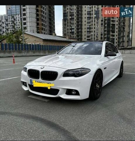 Белый БМВ 5 Серия, объемом двигателя 3 л и пробегом 150 тыс. км за 17000 $, фото 1 на Automoto.ua