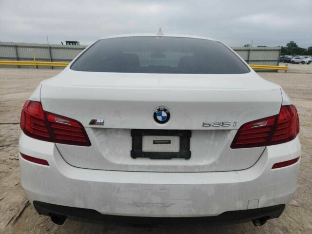 Білий БМВ 5 Серія, об'ємом двигуна 3 л та пробігом 150 тис. км за 5000 $, фото 5 на Automoto.ua