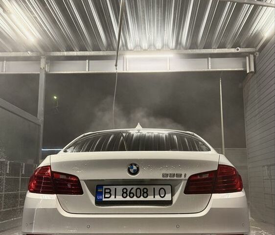 Білий БМВ 5 Серія, об'ємом двигуна 3 л та пробігом 178 тис. км за 18300 $, фото 1 на Automoto.ua