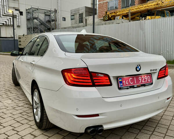 Белый БМВ 5 Серия, объемом двигателя 2 л и пробегом 106 тыс. км за 16000 $, фото 4 на Automoto.ua