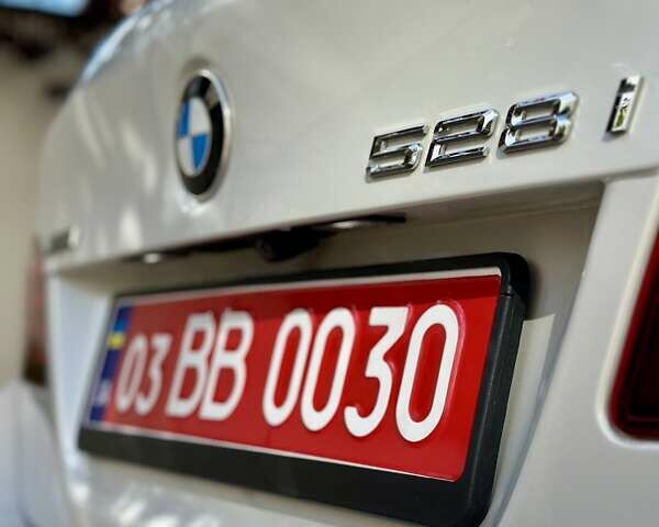 Білий БМВ 5 Серія, об'ємом двигуна 2 л та пробігом 208 тис. км за 14550 $, фото 22 на Automoto.ua
