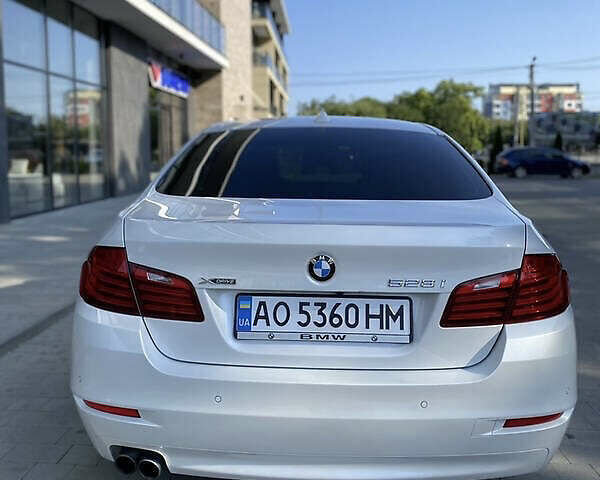 Белый БМВ 5 Серия, объемом двигателя 2 л и пробегом 151 тыс. км за 11900 $, фото 7 на Automoto.ua