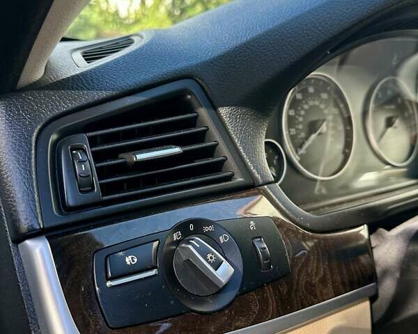 Білий БМВ 5 Серія, об'ємом двигуна 2 л та пробігом 208 тис. км за 14550 $, фото 40 на Automoto.ua