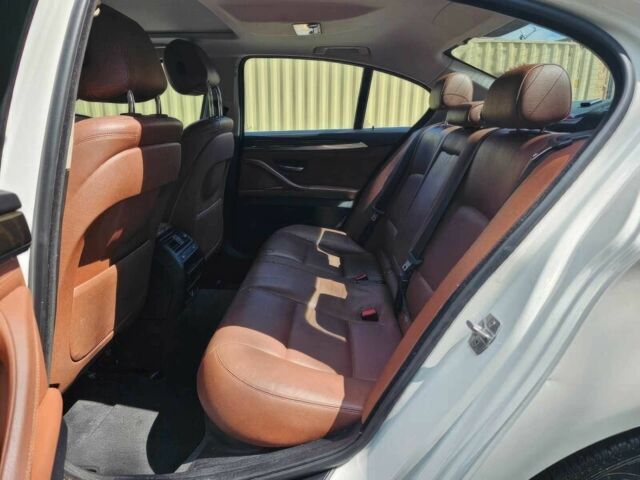 Белый БМВ 5 Серия, объемом двигателя 2 л и пробегом 78 тыс. км за 16800 $, фото 9 на Automoto.ua