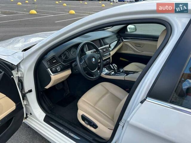 Белый БМВ 5 Серия, объемом двигателя 2 л и пробегом 129 тыс. км за 15900 $, фото 4 на Automoto.ua