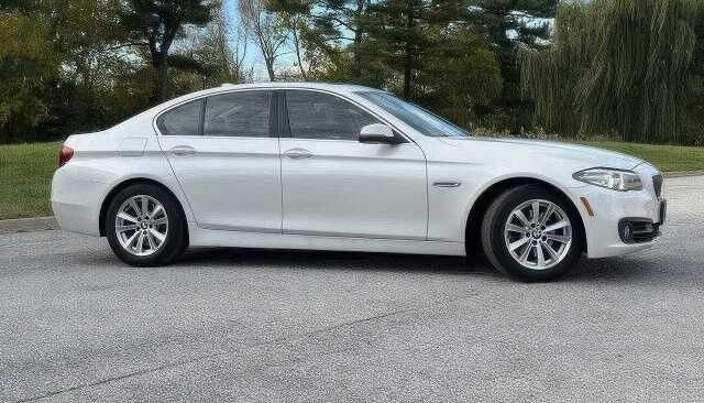 Белый БМВ 5 Серия, объемом двигателя 2 л и пробегом 99 тыс. км за 9000 $, фото 2 на Automoto.ua