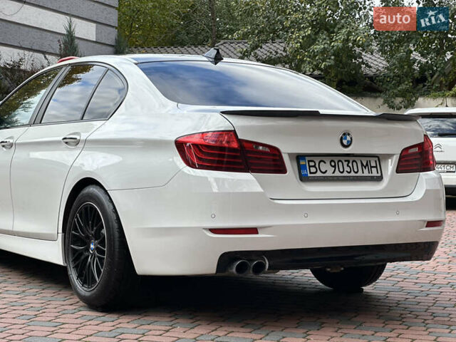 БМВ 5 Серия 2016 в Ивано-Франковске на Automoto.ua Белый БМВ 5 Серия, объемом двигателя 2 л и пробегом 230 тыс. км за 15450 $, фото 46 на Automoto.ua