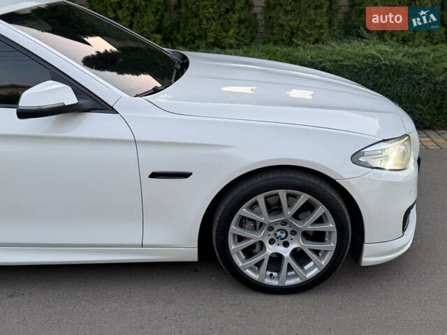 Білий БМВ 5 Серія, об'ємом двигуна 3 л та пробігом 155 тис. км за 17700 $, фото 3 на Automoto.ua
