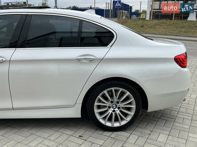 Білий БМВ 5 Серія, об'ємом двигуна 2 л та пробігом 146 тис. км за 16500 $, фото 15 на Automoto.ua