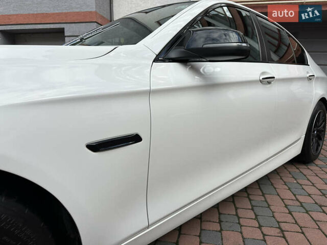 БМВ 5 Серия 2016 в Ивано-Франковске на Automoto.ua Белый БМВ 5 Серия, объемом двигателя 2 л и пробегом 230 тыс. км за 15450 $, фото 48 на Automoto.ua