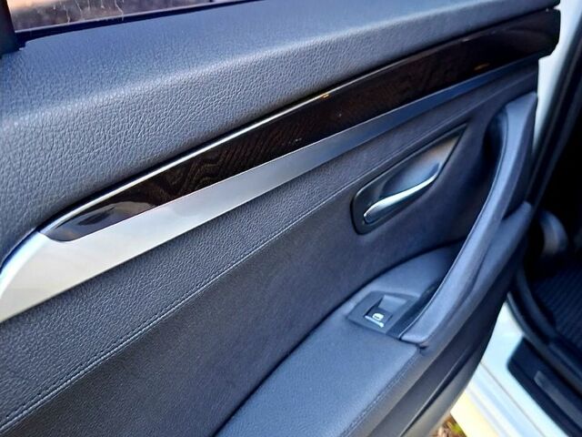 Білий БМВ 5 Серія, об'ємом двигуна 2 л та пробігом 104 тис. км за 17000 $, фото 8 на Automoto.ua