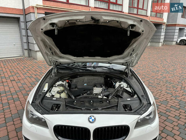 БМВ 5 Серия 2016 в Ивано-Франковске на Automoto.ua Белый БМВ 5 Серия, объемом двигателя 2 л и пробегом 230 тыс. км за 15450 $, фото 195 на Automoto.ua