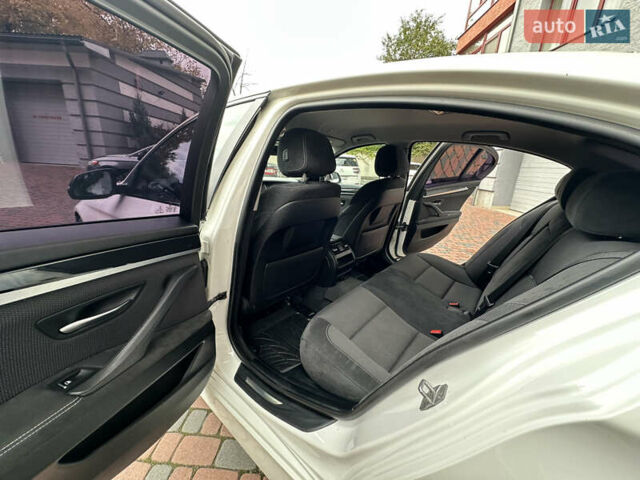 БМВ 5 Серия 2016 в Ивано-Франковске на Automoto.ua Белый БМВ 5 Серия, объемом двигателя 2 л и пробегом 230 тыс. км за 15450 $, фото 171 на Automoto.ua