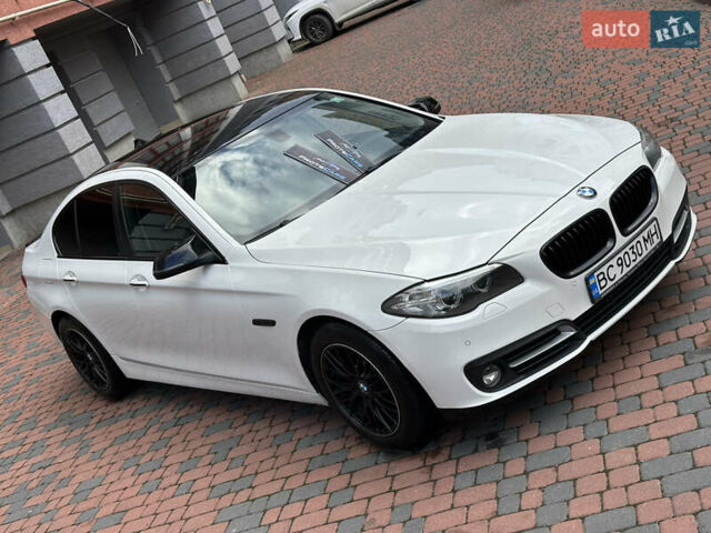 БМВ 5 Серия 2016 в Ивано-Франковске на Automoto.ua Белый БМВ 5 Серия, объемом двигателя 2 л и пробегом 230 тыс. км за 15450 $, фото 1 на Automoto.ua