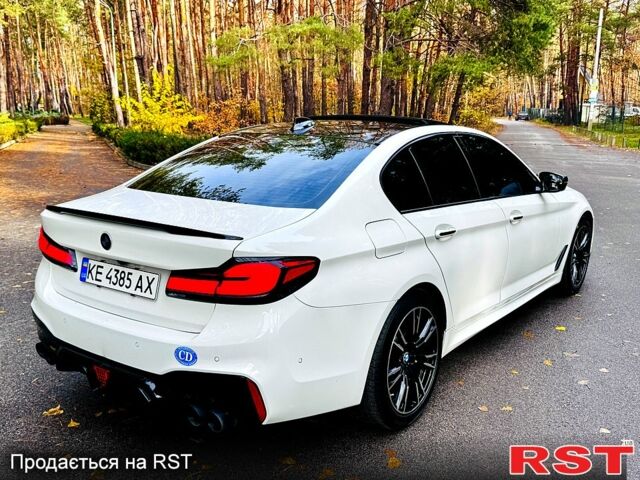 Белый БМВ 5 Серия, объемом двигателя 2 л и пробегом 280 тыс. км за 23500 $, фото 2 на Automoto.ua