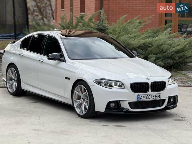 БМВ 5 Серия 2016 в Коростене на Automoto.ua Белый БМВ 5 Серия, объемом двигателя 2.99 л и пробегом 230 тыс. км за 25999 $, фото 11 на Automoto.ua