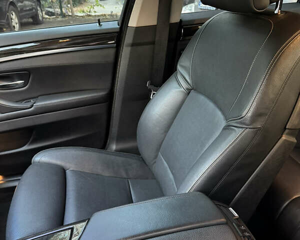 Білий БМВ 5 Серія, об'ємом двигуна 2 л та пробігом 174 тис. км за 22000 $, фото 8 на Automoto.ua