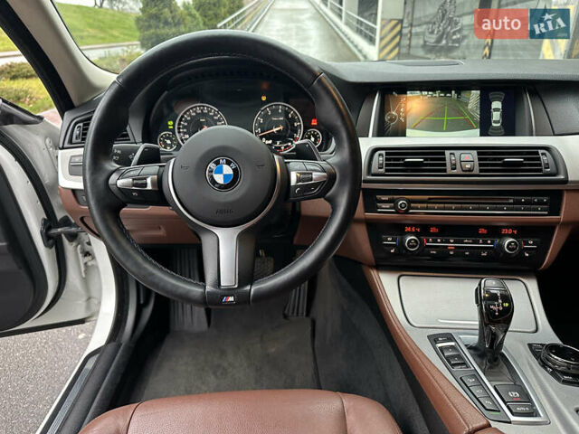 Белый БМВ 5 Серия, объемом двигателя 3 л и пробегом 156 тыс. км за 20499 $, фото 52 на Automoto.ua