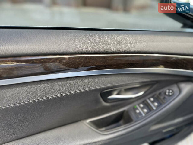 Білий БМВ 5 Серія, об'ємом двигуна 2 л та пробігом 90 тис. км за 18200 $, фото 12 на Automoto.ua