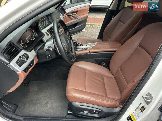 Білий БМВ 5 Серія, об'ємом двигуна 3 л та пробігом 156 тис. км за 19499 $, фото 33 на Automoto.ua