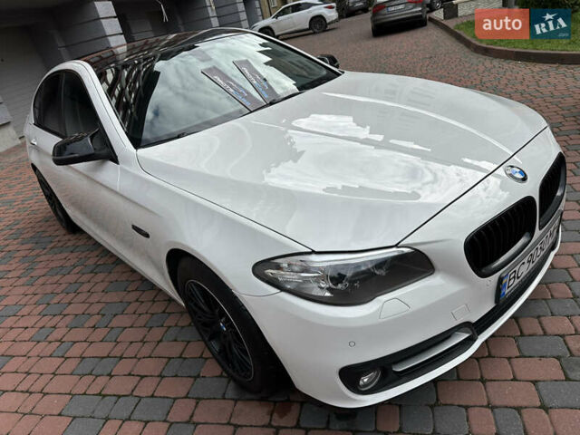 БМВ 5 Серия 2016 в Ивано-Франковске на Automoto.ua Белый БМВ 5 Серия, объемом двигателя 2 л и пробегом 230 тыс. км за 15450 $, фото 85 на Automoto.ua