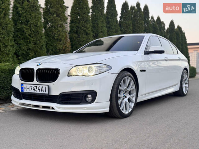 Білий БМВ 5 Серія, об'ємом двигуна 3 л та пробігом 155 тис. км за 17700 $, фото 15 на Automoto.ua