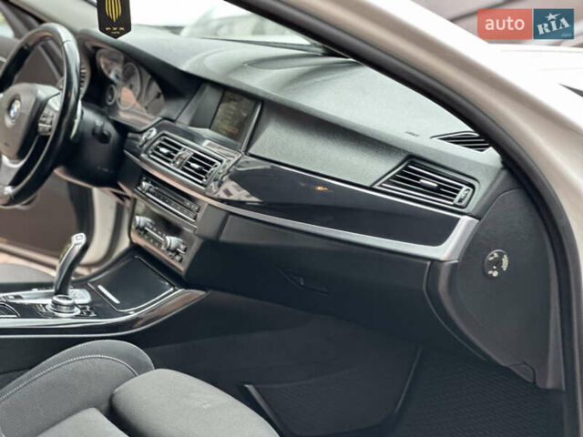 БМВ 5 Серия 2016 в Ивано-Франковске на Automoto.ua Белый БМВ 5 Серия, объемом двигателя 2 л и пробегом 230 тыс. км за 15450 $, фото 155 на Automoto.ua