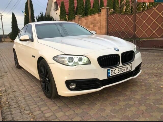 Белый БМВ 5 Серия, объемом двигателя 2 л и пробегом 160 тыс. км за 22800 $, фото 1 на Automoto.ua