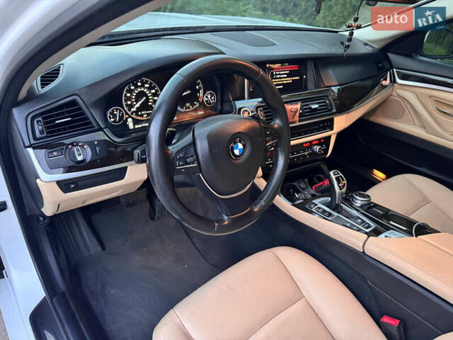 Білий БМВ 5 Серія, об'ємом двигуна 3 л та пробігом 155 тис. км за 17700 $, фото 22 на Automoto.ua