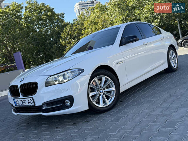 Белый БМВ 5 Серия, объемом двигателя 2 л и пробегом 148 тыс. км за 18800 $, фото 19 на Automoto.ua