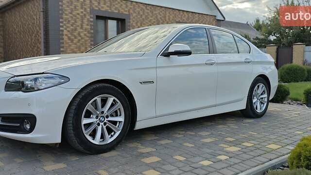 Білий БМВ 5 Серія, об'ємом двигуна 2 л та пробігом 24 тис. км за 23500 $, фото 26 на Automoto.ua