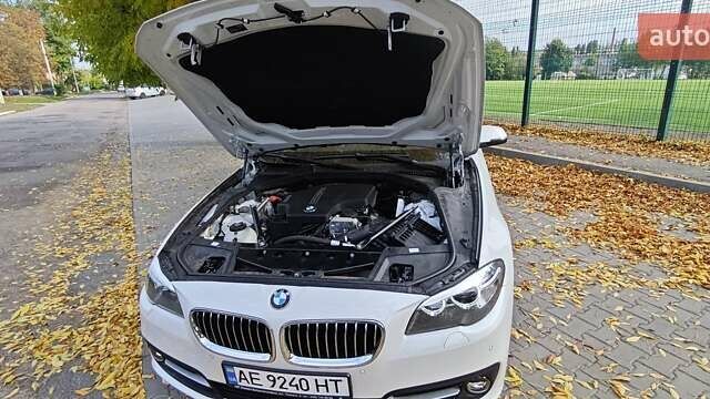 Білий БМВ 5 Серія, об'ємом двигуна 2 л та пробігом 24 тис. км за 23500 $, фото 17 на Automoto.ua