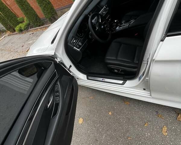 Білий БМВ 5 Серія, об'ємом двигуна 2 л та пробігом 84 тис. км за 25500 $, фото 14 на Automoto.ua