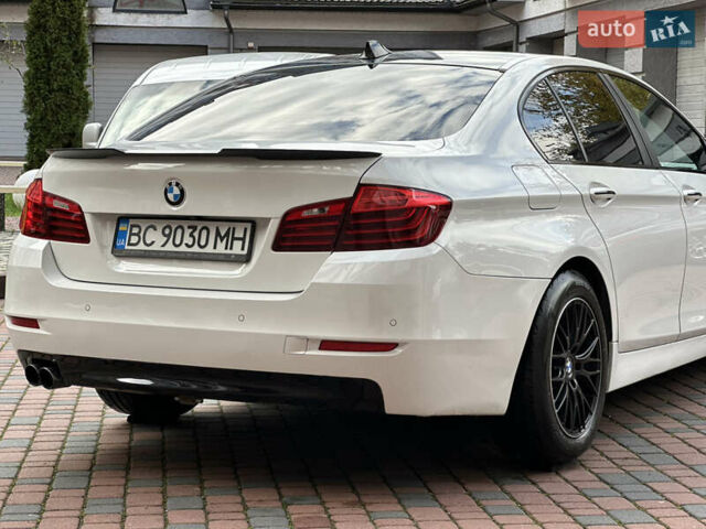 БМВ 5 Серия 2016 в Ивано-Франковске на Automoto.ua Белый БМВ 5 Серия, объемом двигателя 2 л и пробегом 230 тыс. км за 15450 $, фото 35 на Automoto.ua